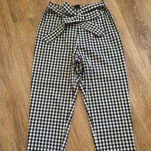 Black and White High Waisted Pants with Bow Detail